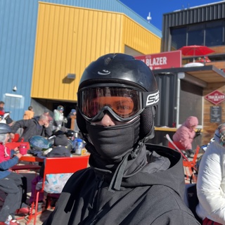 Luke skiing